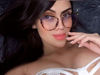 live webcam performer KristinaEvok