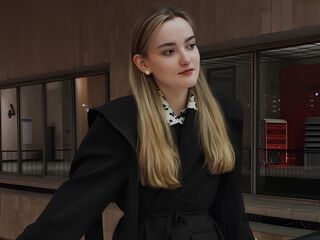 hot cam girl masturbating with vibrator LamonicaBottiggi