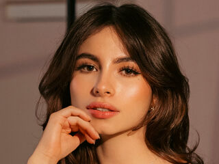 camgirl fingering wet pussy LauriSweet