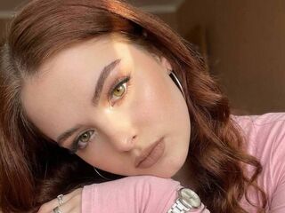 hot naked webcamgirl LeoKluge