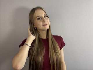 free live chat LeolaHunkins