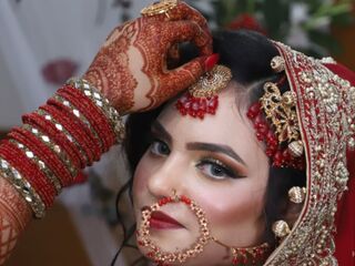 camslut topless LiliNora