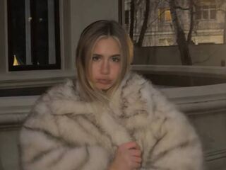 naughty webcam LilliaFowler