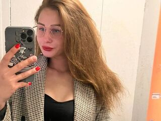 girl webcam naked LillieMann
