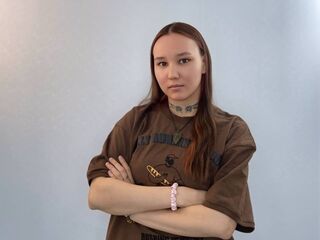 camgirl fingering shaved pussy LilyaAnderson