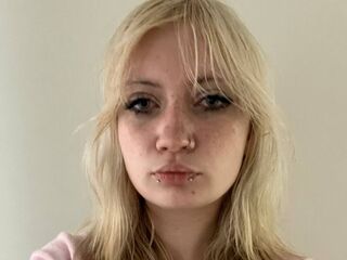 webcam show LoisBrindamour