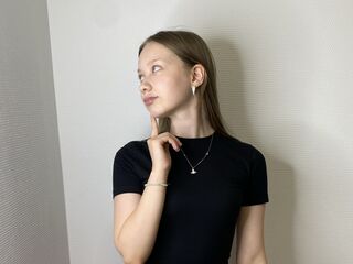naughty cam girl masturbating with dildo LorenDziuban