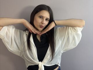 camwhore shaving pussy LornaInglin