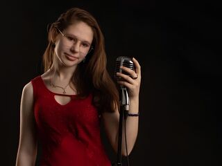 girl webcam LucettaDainty