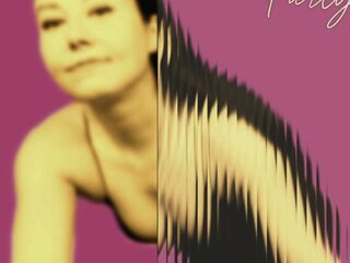 nude cam photo LucyLevatto