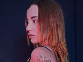 Kinky webcam MagicalYana