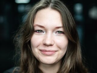 hot cam girl fingering MargertSpinoza