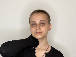 free live cam chat MargrettHussar