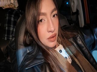 topless webcamgirl MariaGrant