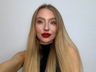 cam girl masturbating with sextoy MariaKross