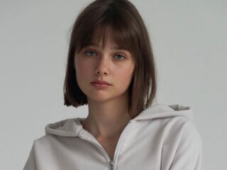 beautiful camgirl MarylouHaws