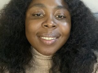 nude webcam girl photo MayaBrownn