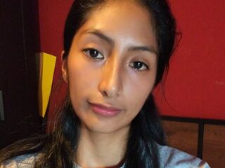 webcam hooker MayraBravo
