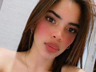 camgirl showing pussy MeliCarson