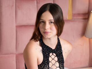 hot girl MellanieCollins