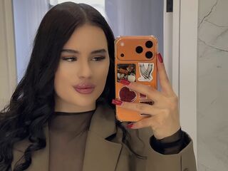 hot camwhore MilaCrew