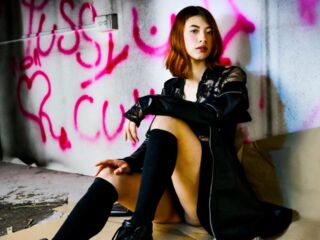 camgirl playing with sextoy MillyWalt
