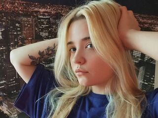 closeup pussy cam MonnieMoniz