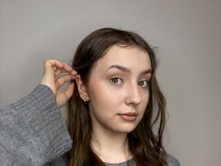 camgirl fingering pussy NakishaJoans