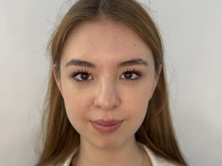 cam girl masturbating with dildo PaulettaRerucha