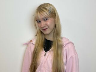 naked cam girl masturbating with vibrator RosalieHouman