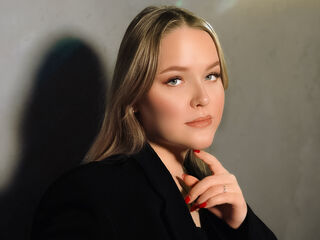 naughty camgirl picture SallySavage