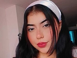 cam girl showing tits SalomeKio