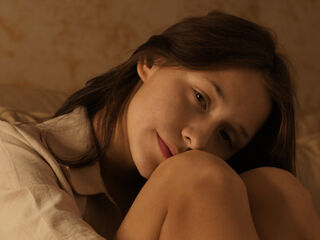 girl fingering pussy SeeMule