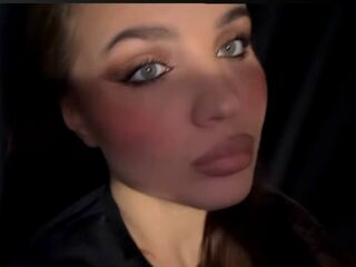 hot girl cam photo SeemaRedhouse