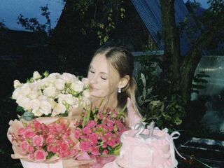 free cam sex SharlynHazelton