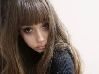 naked cam girl fingering pussy SherDonko