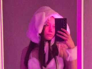 sexy cam girl picture SophieKuper