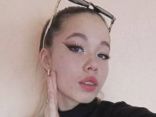 naked cam chatroom SteffaniePons
