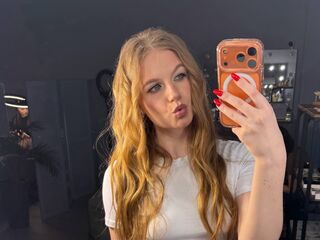 camgirl sex picture TainaSaffo