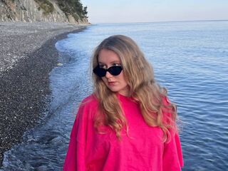 naked camgirl gallery TaraRidec