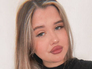 sexy camgirl picture TeishaFarwell