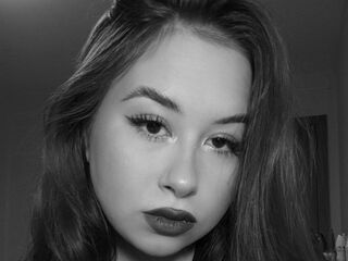 naked girl with webcam fingering TiffaneySpikes