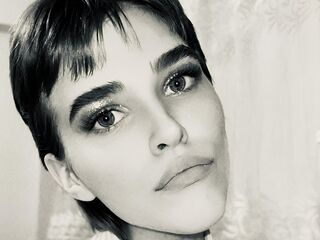 hot girl cam video UdelaHailey