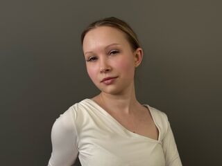 girl showing pussy VasilikiAnliker