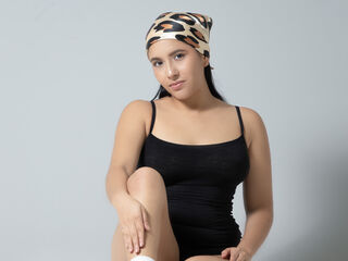 masturbating VeroChanel