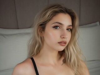 nude camgirl pic VikyMorgan