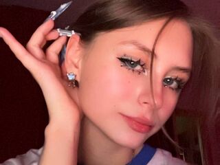 cam whore WaiSchoebel