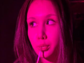 shaved pussy webcam WilletteLabrie