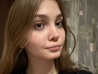 hot girl webcam photo YiBisher