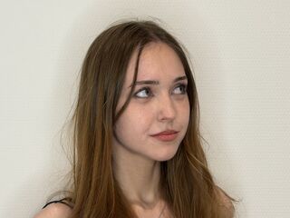flirt chat room YokoMagliacane